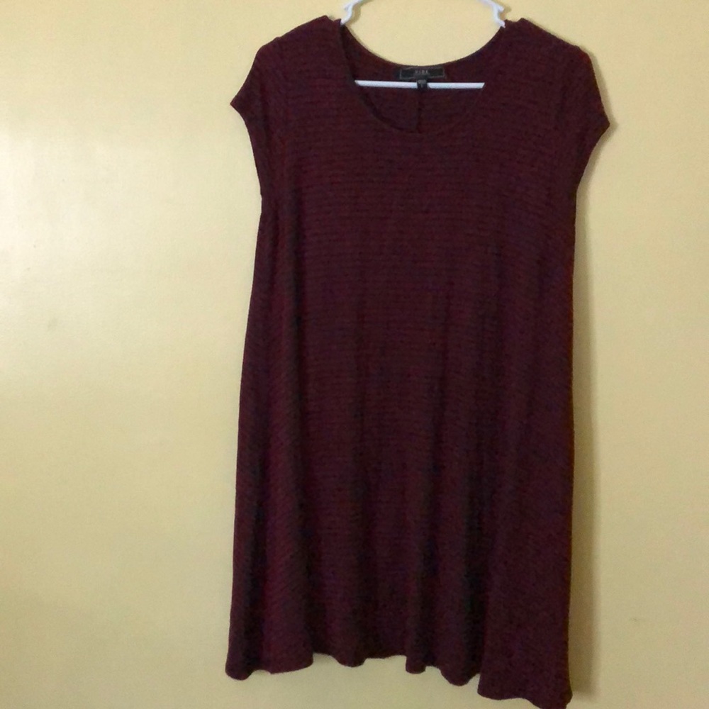 burgundy striped t shirt dress